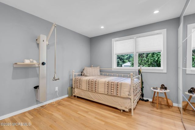 43 Nautilus Drive, Leonardo, NJ 07737