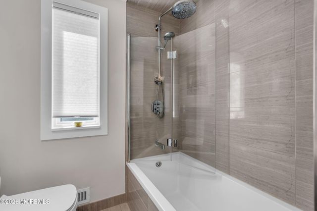 43 Nautilus Drive, Leonardo, NJ 07737