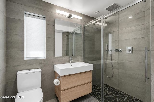 43 Nautilus Drive, Leonardo, NJ 07737