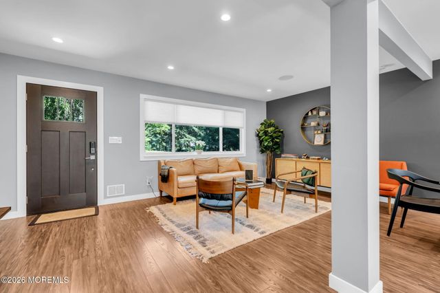 43 Nautilus Drive, Leonardo, NJ 07737