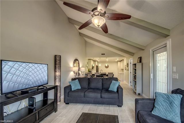 6337 Royal Woods DR, Fort Myers, FL 33908