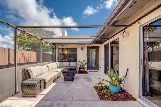 6337 Royal Woods DR, Fort Myers, FL 33908