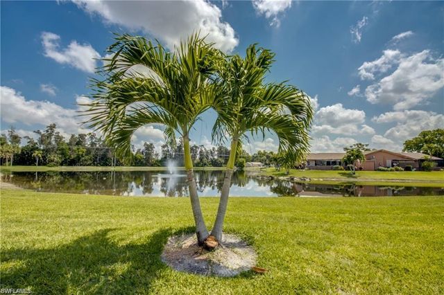 6337 Royal Woods DR, Fort Myers, FL 33908