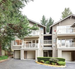 18654 NE 56th Court #18654, Redmond, WA 98052