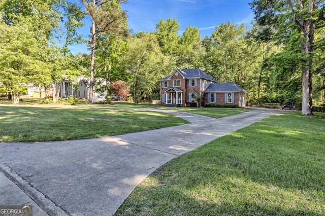 230 Mapledale Trail, Sharpsburg, GA 30277