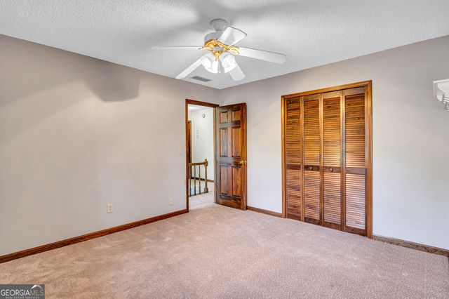 230 Mapledale Trail, Sharpsburg, GA 30277