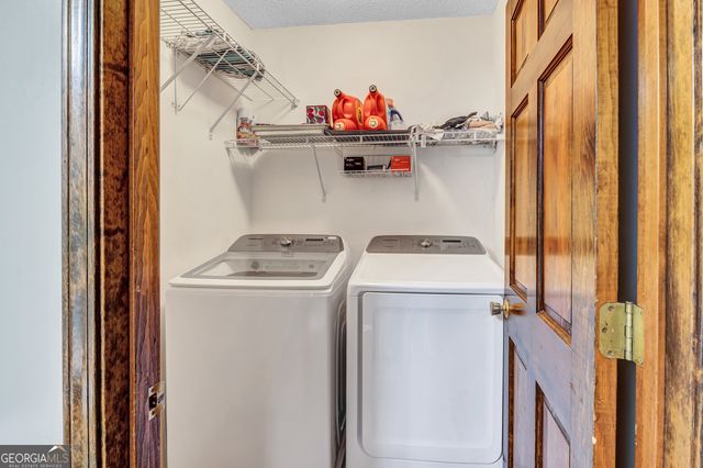 230 Mapledale Trail, Sharpsburg, GA 30277