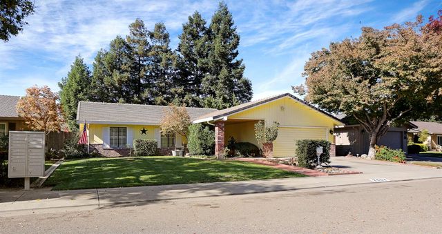 2962 Smoke Tree Cir, Stockton, CA 95209