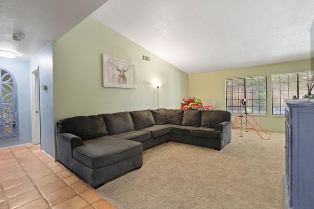 2962 Smoke Tree Cir, Stockton, CA 95209