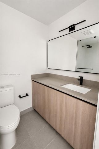121 NE 5th St 2810, Miami, FL 33132