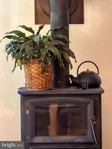 560 RICHMOND RD, Amissville, VA 20106