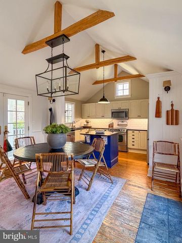 560 RICHMOND RD, Amissville, VA 20106