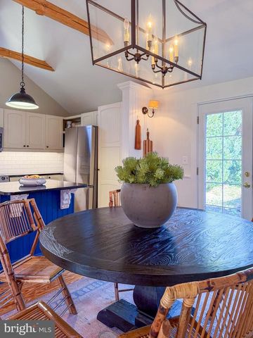 560 RICHMOND RD, Amissville, VA 20106