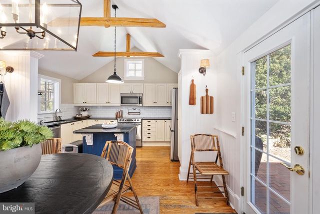 560 RICHMOND RD, Amissville, VA 20106