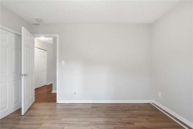 8338 Santa Fe Lane, Overland Park, KS 66212