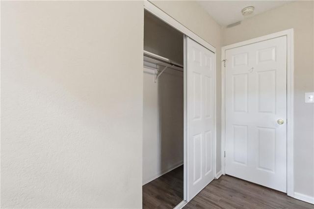 8338 Santa Fe Lane, Overland Park, KS 66212