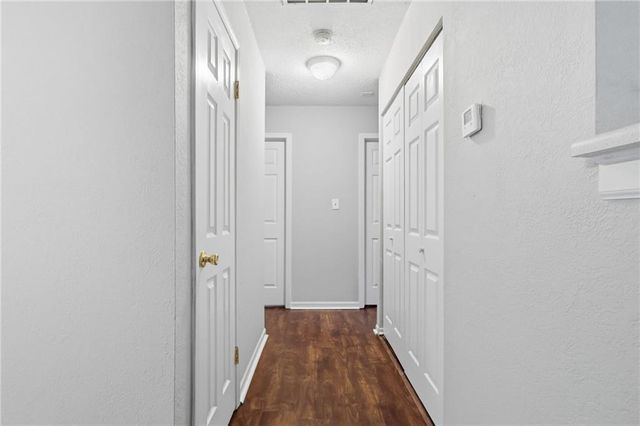 8338 Santa Fe Lane, Overland Park, KS 66212