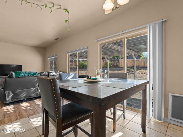 9445 Pine Tree Court, Reno, NV 89506