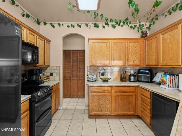 9445 Pine Tree Court, Reno, NV 89506