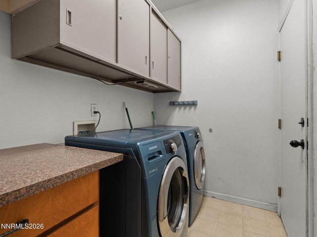 9445 Pine Tree Court, Reno, NV 89506