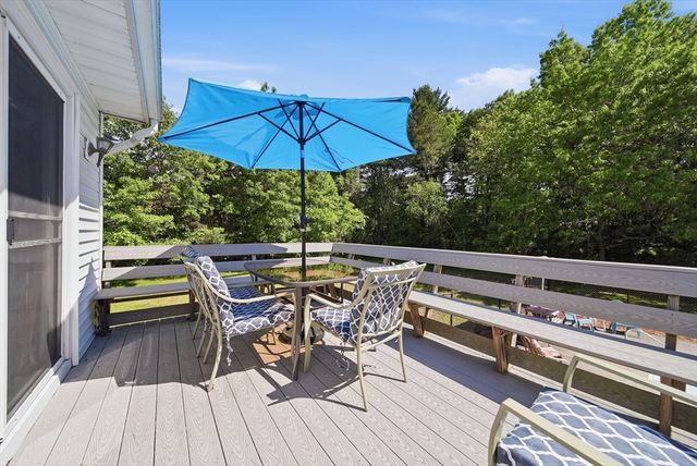55 Burnham Rd, Billerica, MA 01862