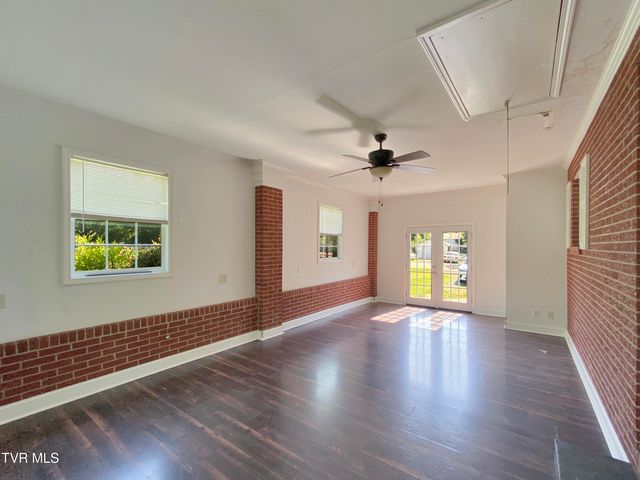 7691 Asheville Highway, Greeneville, TN 37743