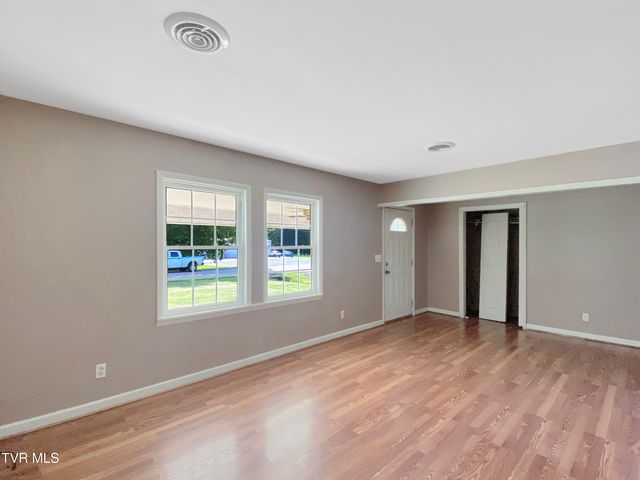 7691 Asheville Highway, Greeneville, TN 37743