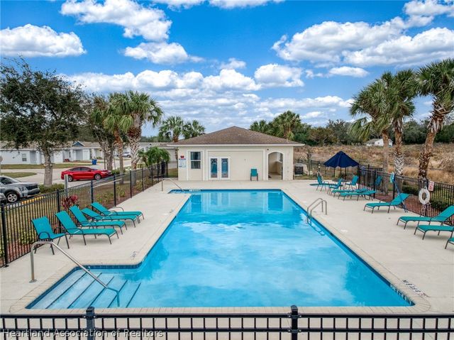 1407 Las Villas Blvd, Sebring, FL 33870
