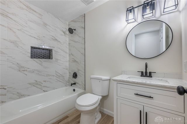 184 Clara Drive, Trenton, OH 45067