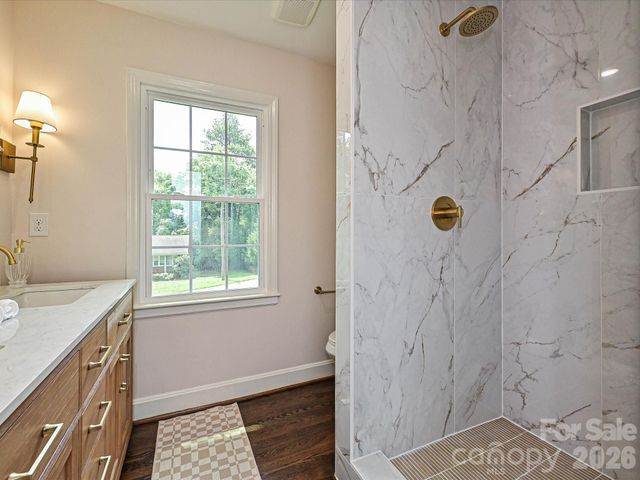 6654 Brookcrest Drive, Charlotte, NC 28210