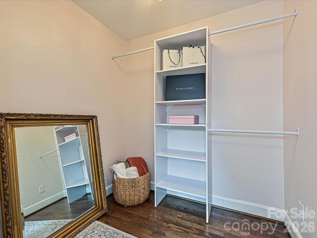 6654 Brookcrest Drive, Charlotte, NC 28210
