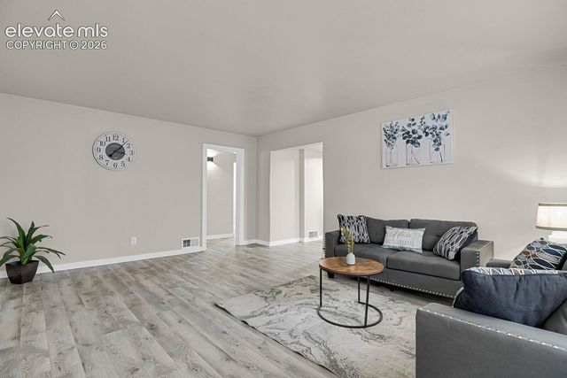 2614 Gunnison Street, Colorado Springs, CO 80909