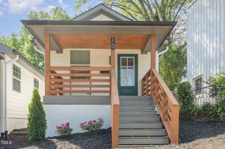 15 Saint Augustine Avenue, Raleigh, NC 27610