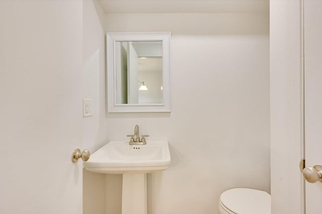 122 Forest Lake DR, Del Valle, TX 78617