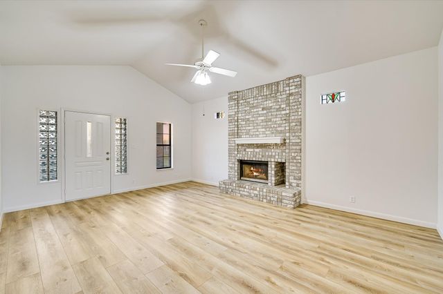 122 Forest Lake DR, Del Valle, TX 78617