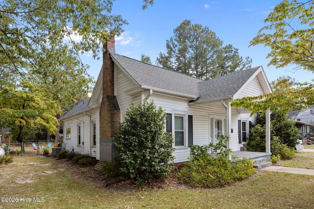 607 W Main Street, Williamston, NC 27892