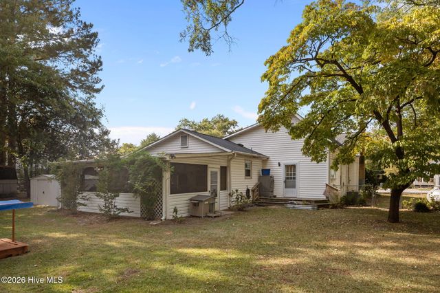 607 W Main Street, Williamston, NC 27892