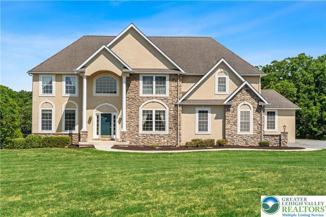 3940 Whitetail Court, Lowhill Twp, PA 18078
