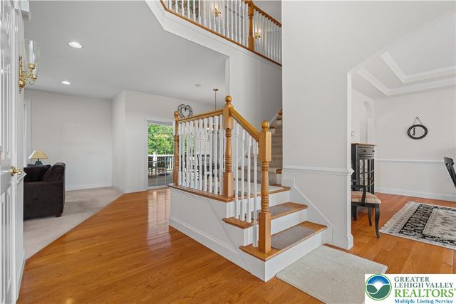 3940 Whitetail Court, Lowhill Twp, PA 18078