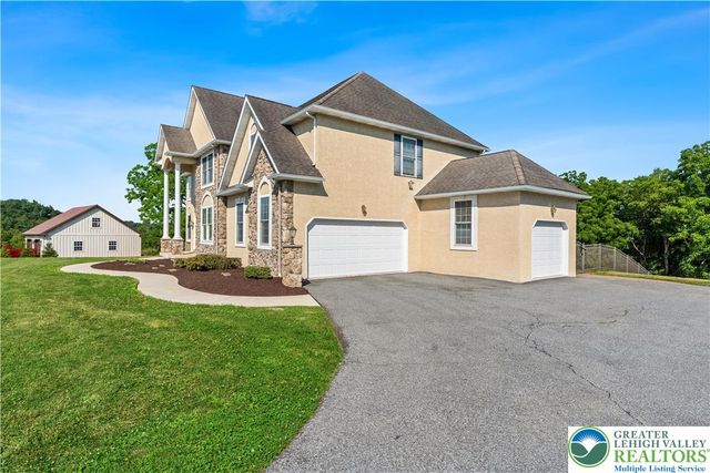 3940 Whitetail Court, Lowhill Twp, PA 18078