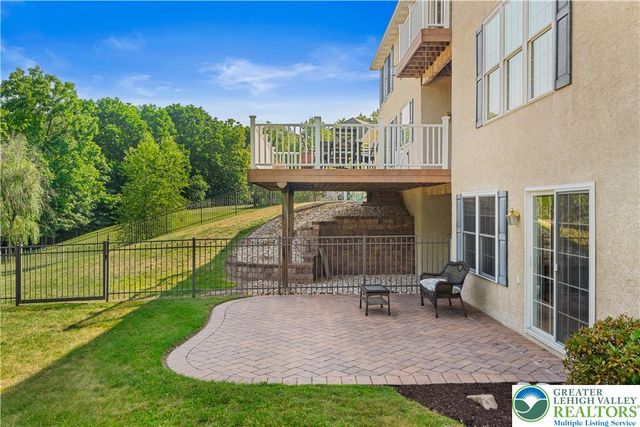 3940 Whitetail Court, Lowhill Twp, PA 18078