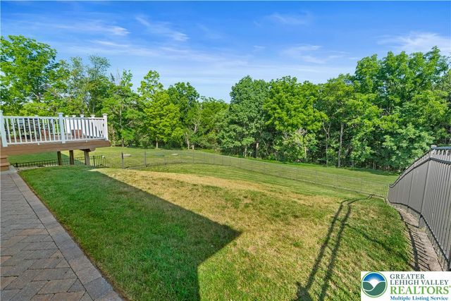 3940 Whitetail Court, Lowhill Twp, PA 18078