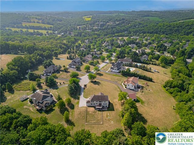 3940 Whitetail Court, Lowhill Twp, PA 18078