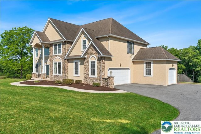 3940 Whitetail Court, Lowhill Twp, PA 18078