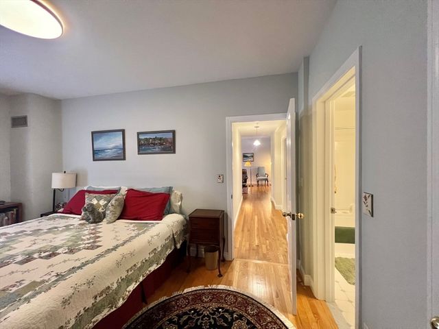 4 Charlesgate East 402, Boston, MA 02115