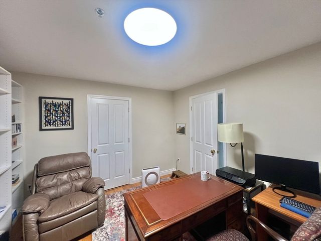 4 Charlesgate East 402, Boston, MA 02115