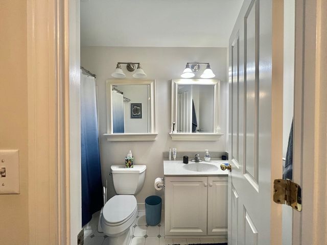 4 Charlesgate East 402, Boston, MA 02115