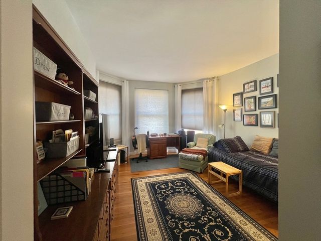 4 Charlesgate East 402, Boston, MA 02115