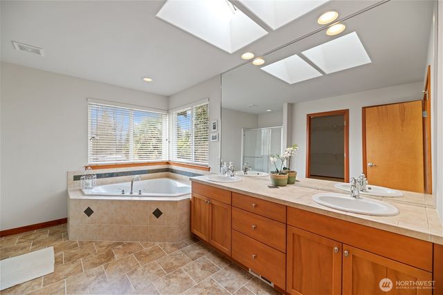 11906 SE 277th Street, Kent, WA 98030