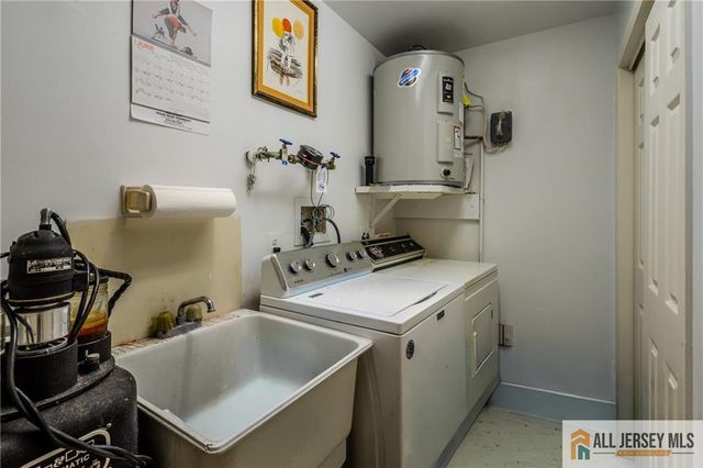 4 Martin Van Buren Drive B, Monroe, NJ 08831